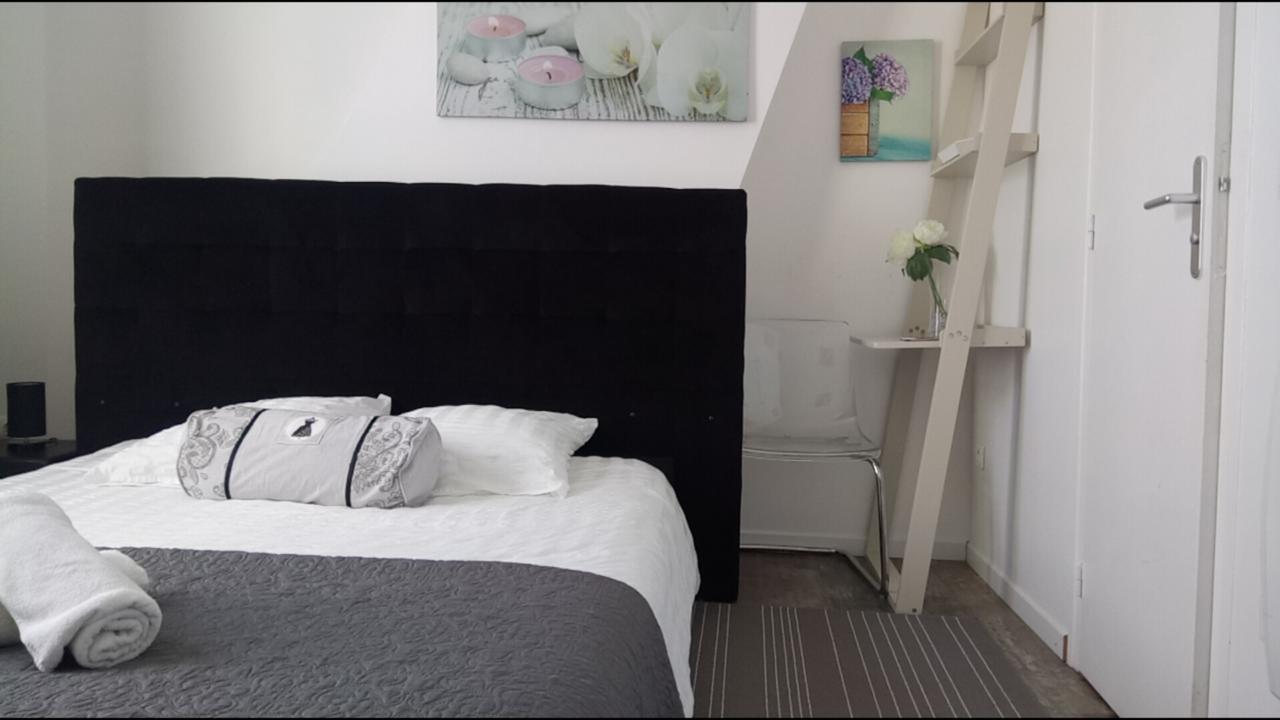 Bed and Breakfast Maison De Ville Magny-en-Vexin Zewnętrze zdjęcie